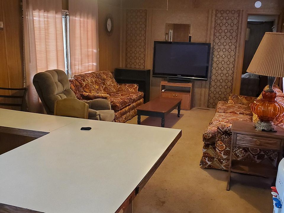 2nd image of 808 W Missouri Ave #4z6f43h5e