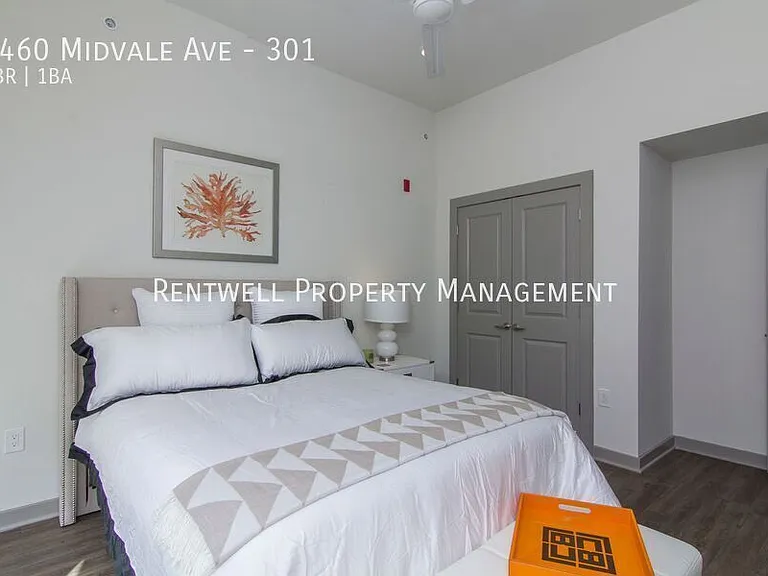 3460 Midvale Ave #301 — Photo 3