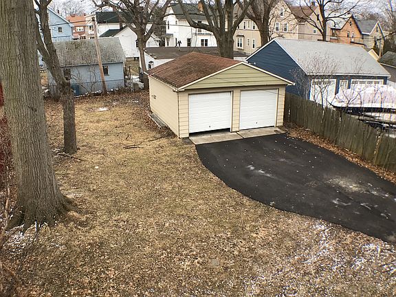 3rd image of 1533-1535 Mars Ave #1533
