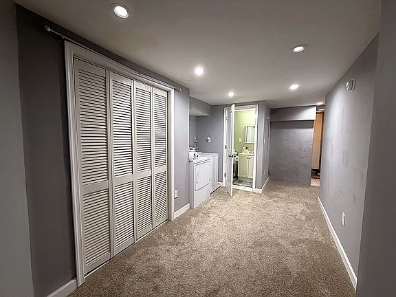 4th image of 881 W Lombard St