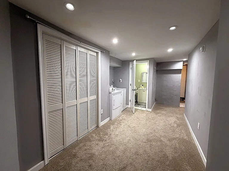 881 W Lombard St — Photo 4