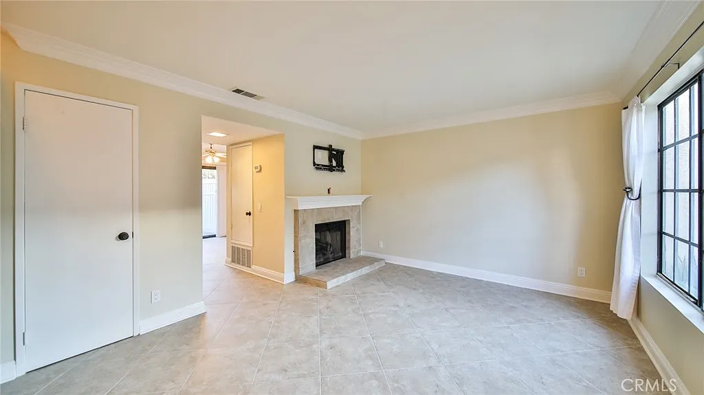 2 bed, 1.5 bath, 1134 sqft, $2,595 — Photo 1