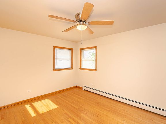 5th image of 5238 N Neenah Ave APT 3D