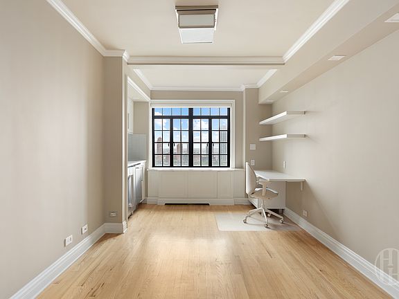 3rd image of 5 Tudor City Pl APT 1834