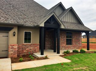 18528 Haslemere Ln, Edmond, OK 73012