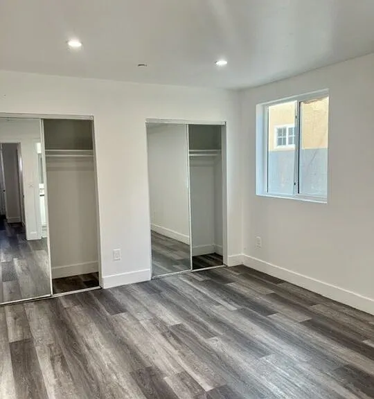 789 E 41st Pl — Photo 12