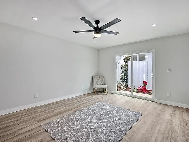 575 Florida St — Photo 19