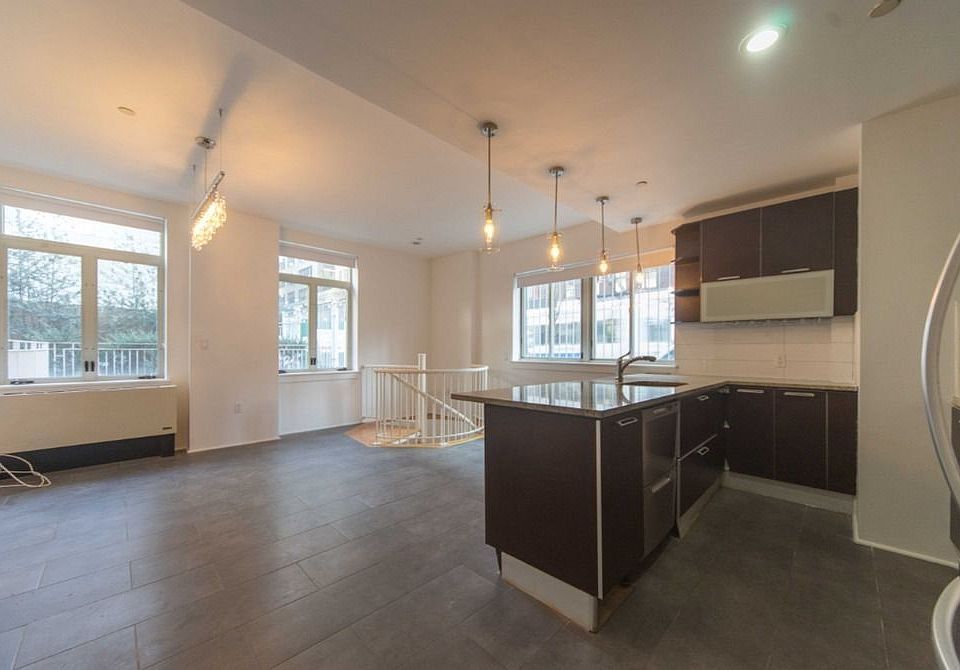 1st image of 502 9th Ave APT 1B