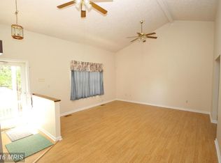 97 George St, Taneytown, MD 21787