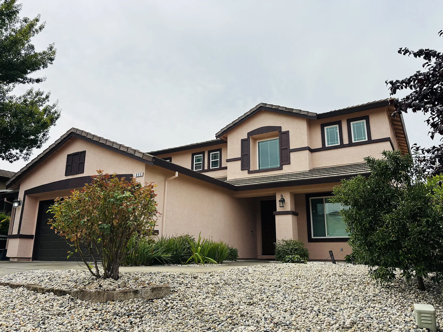 4 bed, 2287 sqft, $3,500 — Photo 1