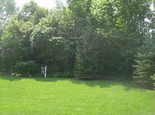 9565 Timberline Dr, Indianapolis, IN 46256