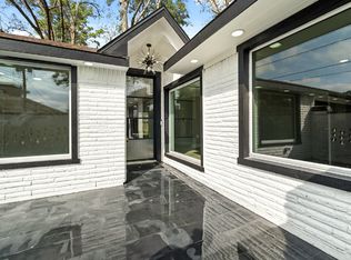 10066 Warwana Rd, Houston, TX 77080