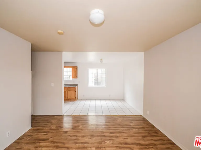 3722 Wall St — Photo 6