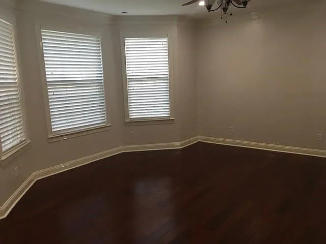 909 Shenandoah Dr — Photo 13