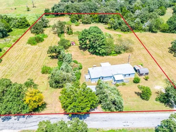 166 Rosanky Cattle Company Rd, Smithville, TX 78957