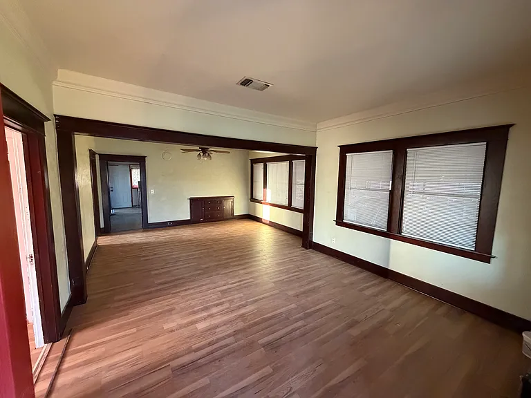 400 E Grangeville Blvd — Photo 12