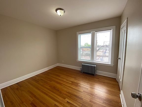 5th image of 2647 N Laramie Ave #3B
