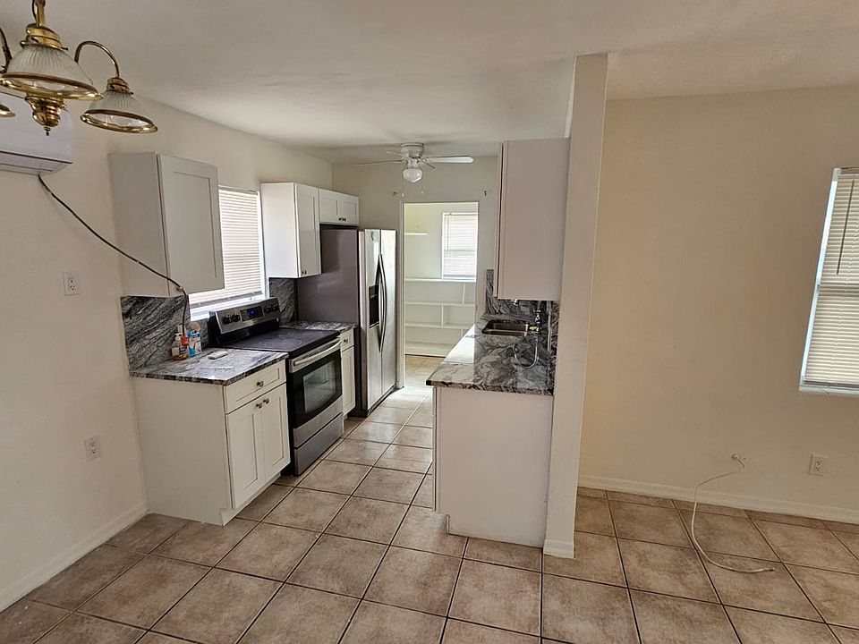 1st image of 3005 24th St N #1