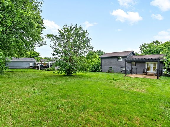 5th image of 3107 Meadowside Ln