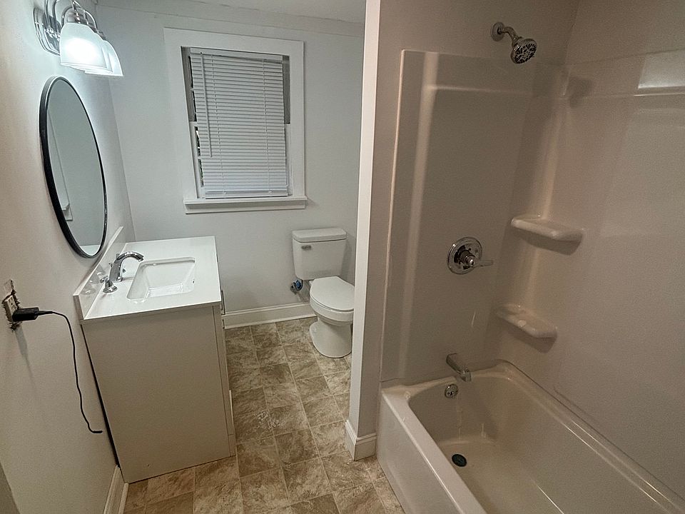 2nd image of 49 2nd St