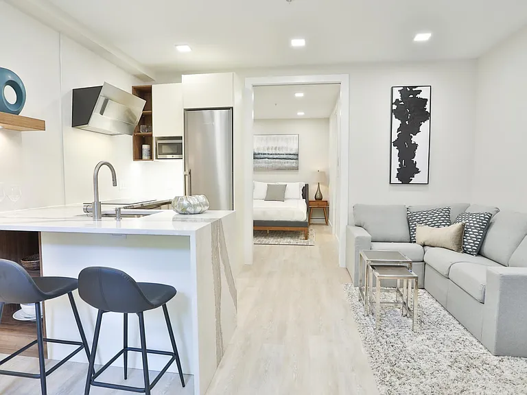 1819 Vernon St NW #1 — Photo 8