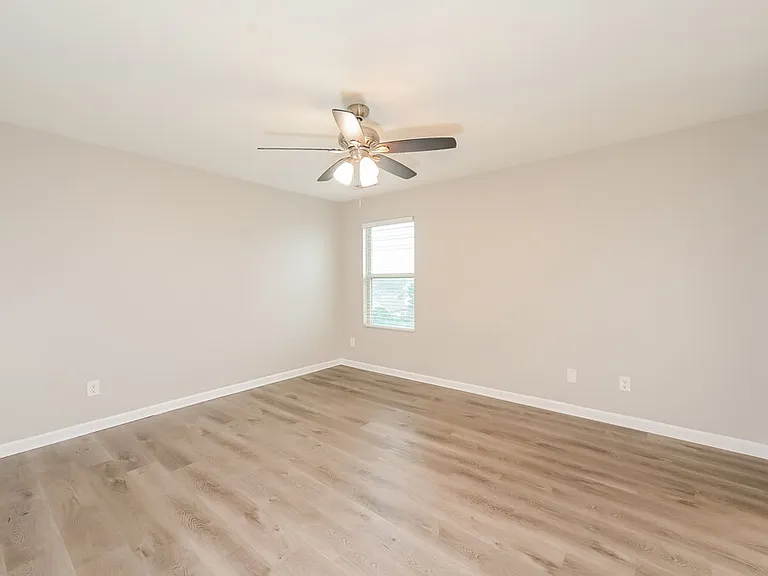 643 Nonsuch Way — Photo 10