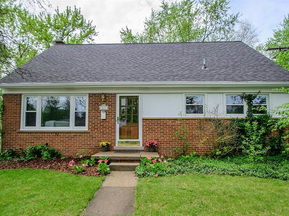 1st image of 805 Patricia Ave