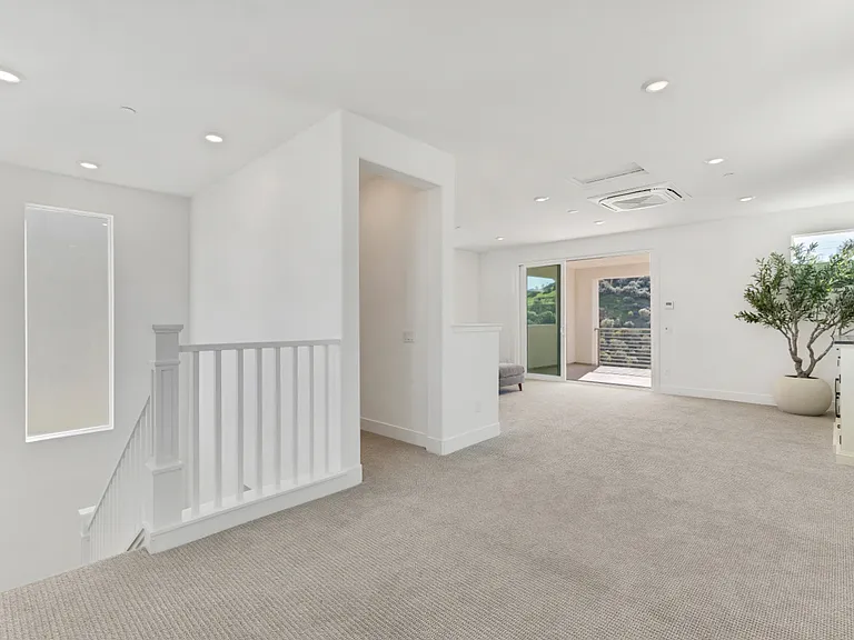 26712 Afton Ln — Photo 33
