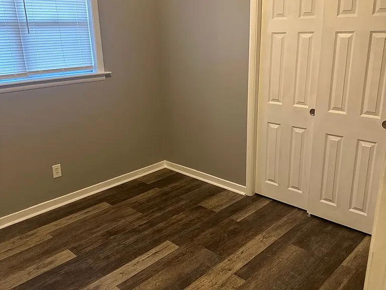 1154 Lakewood Dr — Photo 8