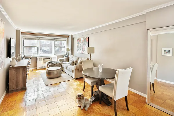 Sold by Compass | media 1