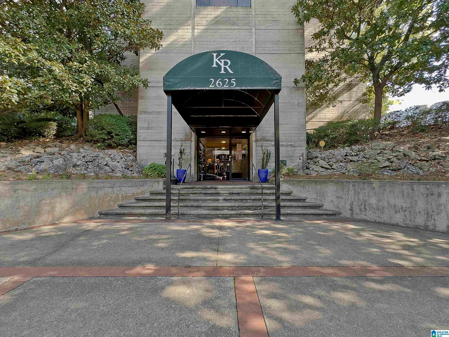 1 bed, 1.0 bath, 625 sqft, $1,100 — Photo 2