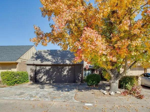 2126 Wilshire Dr, Enid, OK 73703