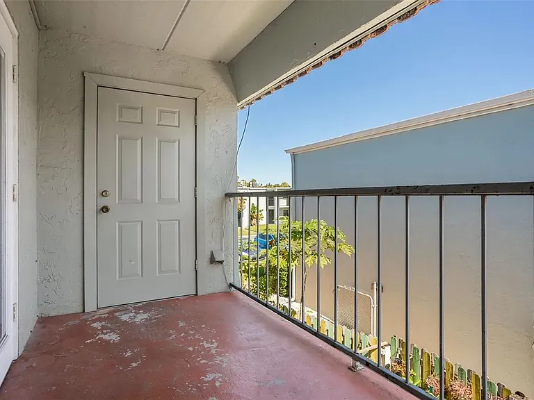 14421 Americana Cir #204 — Photo 23