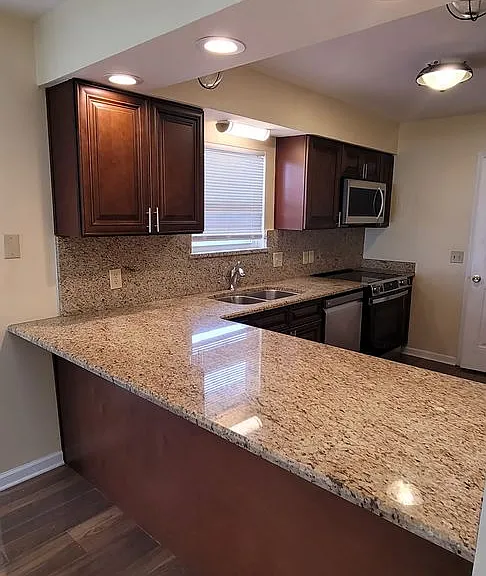 1319 Calabria Rd — Photo 14