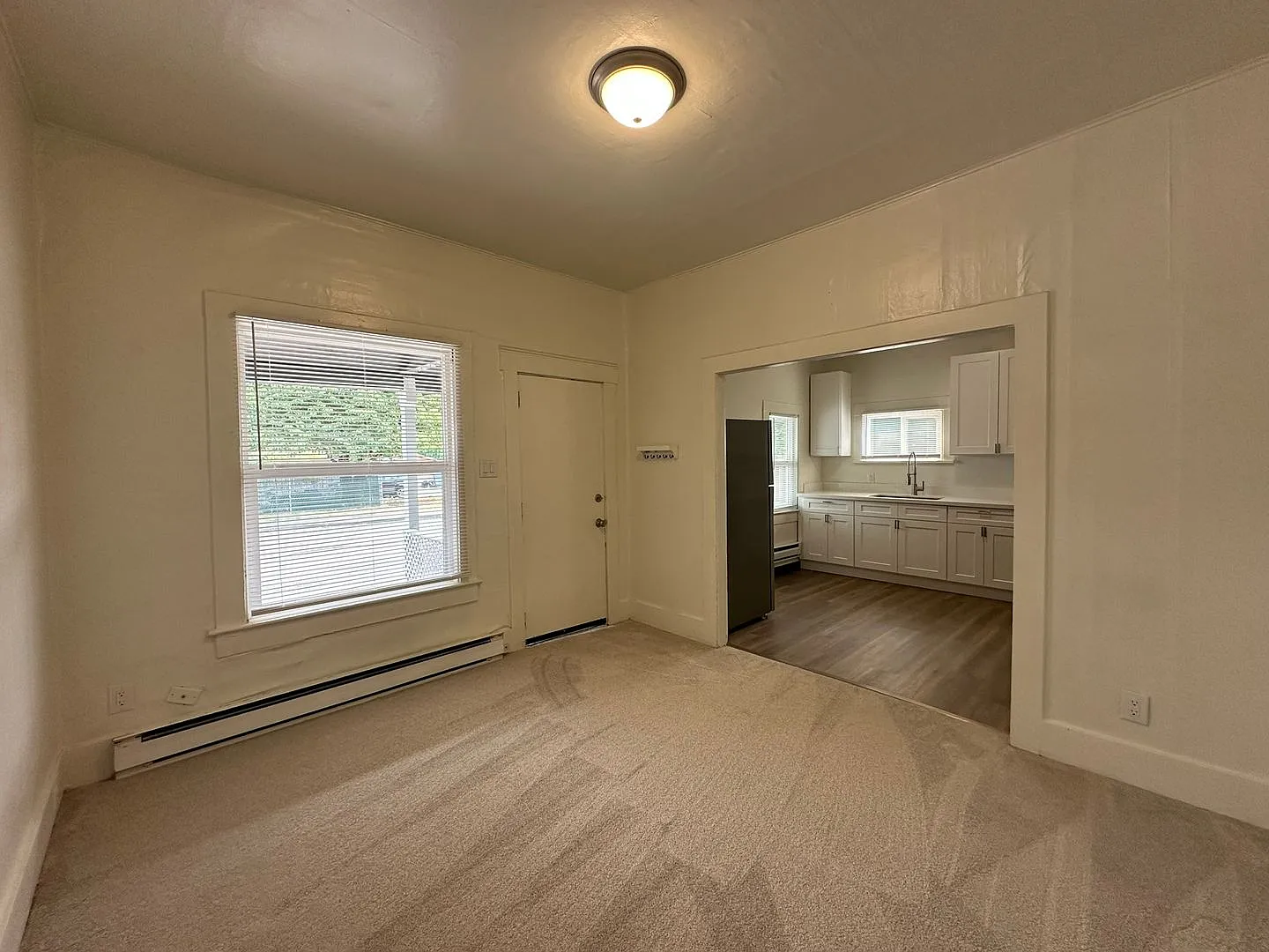 2519 Baker- 5 Unit — Photo 3