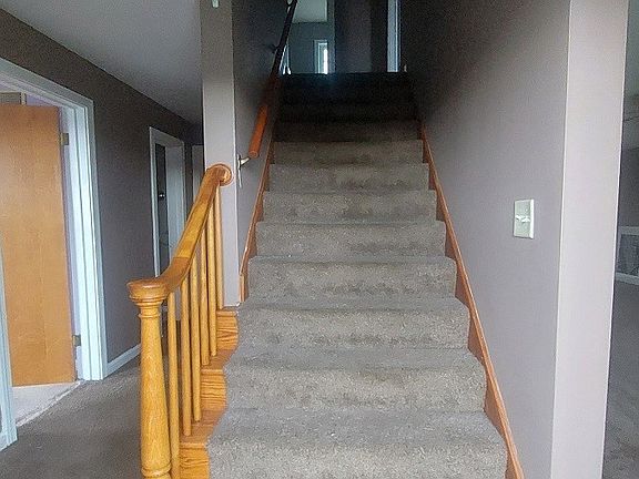 2nd image of 2915 Whitehaven Blvd