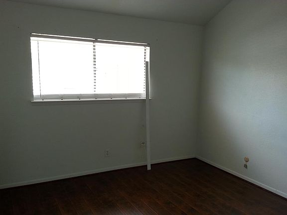 3rd image of 10811 Richmond Ave APT 53