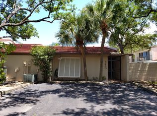 8460 Dundee Ter, Miami Lakes, FL 33016