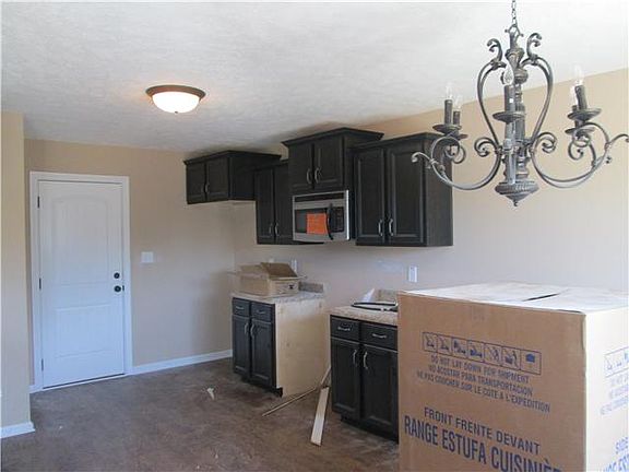4th image of 376 Fox Xing Lot 376