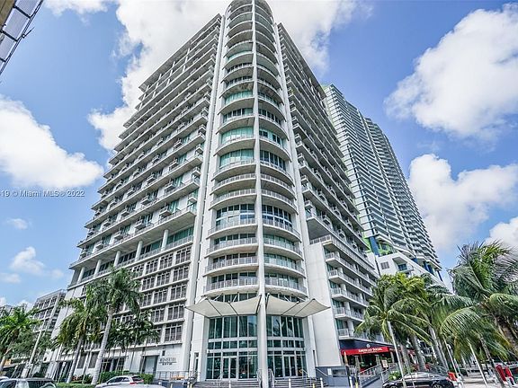 3rd image of 690 SW 1st Ct #Penthouse I12