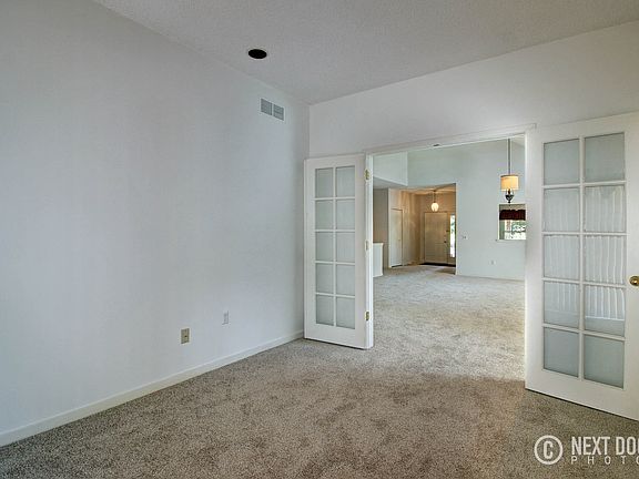 5th image of 30807 Palmer Dr #1