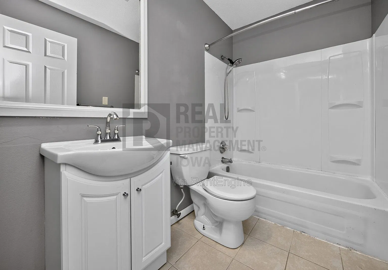4 bed, 2.0 bath, 1616 sqft, $1,995 — Photo 3