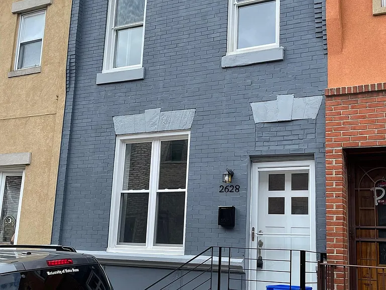 2628 S Carlisle St — Photo 1