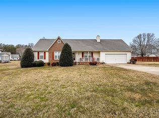 223 Springside Cir, Anderson, SC 29625