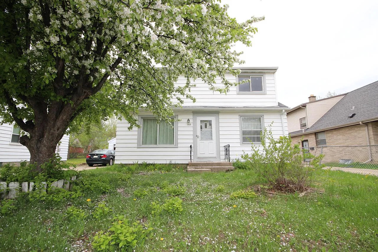5437 North 51st BOULEVARD photo 1