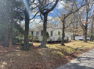 675 Wells Rd #1, Laurel, NY 11948