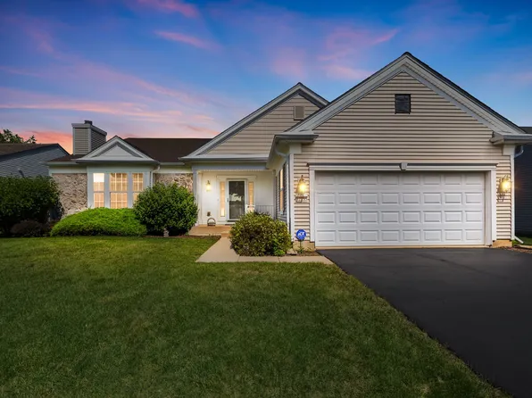 12235 Daphne Dr, Huntley, IL 60142