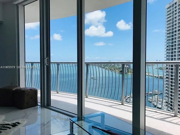 1750 N Bayshore Dr #2302 — Photo 1