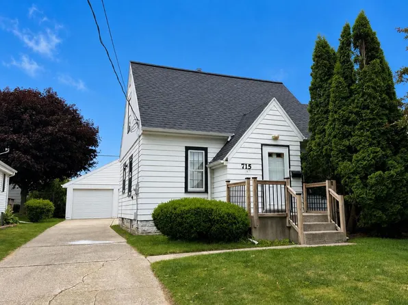 715 S 27th STREET, Manitowoc, WI 54220