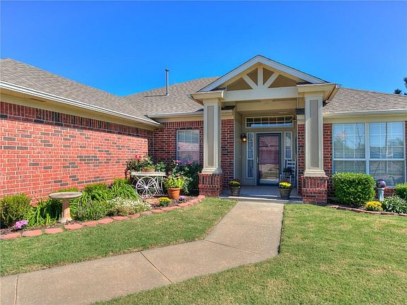 4th image of 3200 Bishop Rock Pl